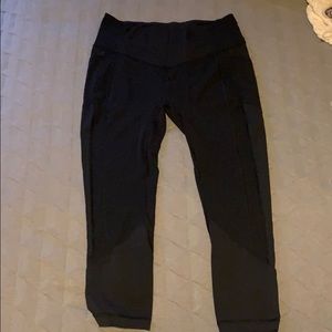 Lulu leggings. Stops above ankle for 5’6 woman